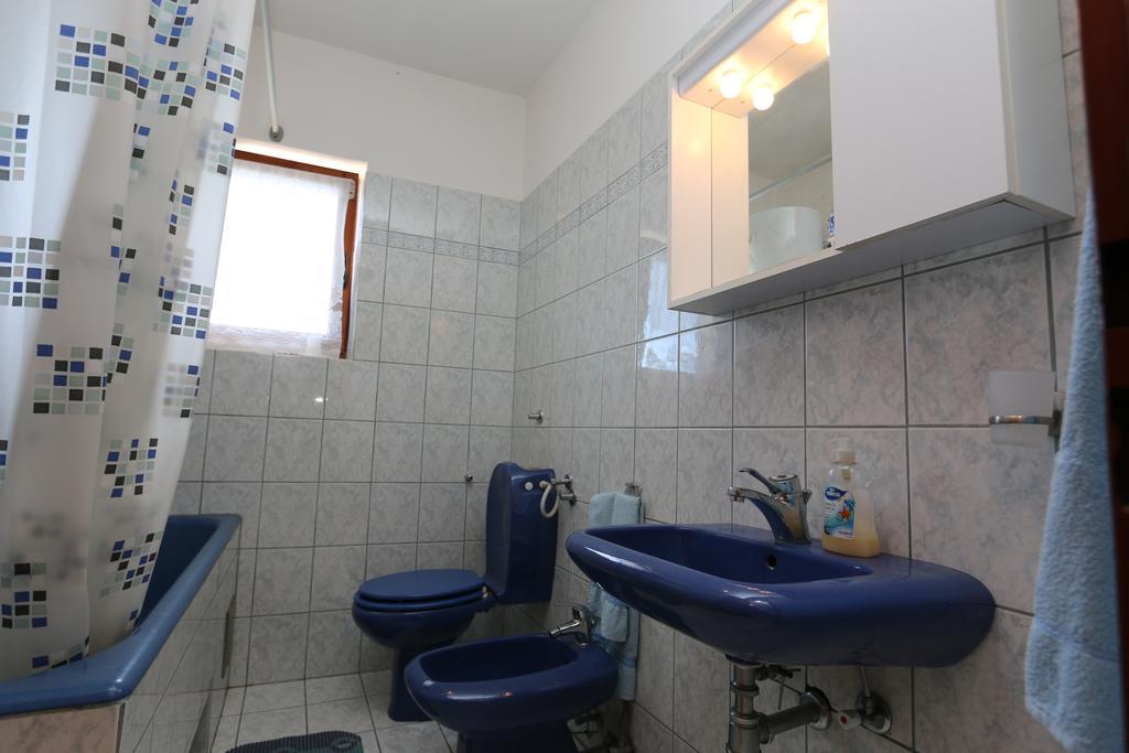 Apartment Josip Рисика Екстер'єр фото